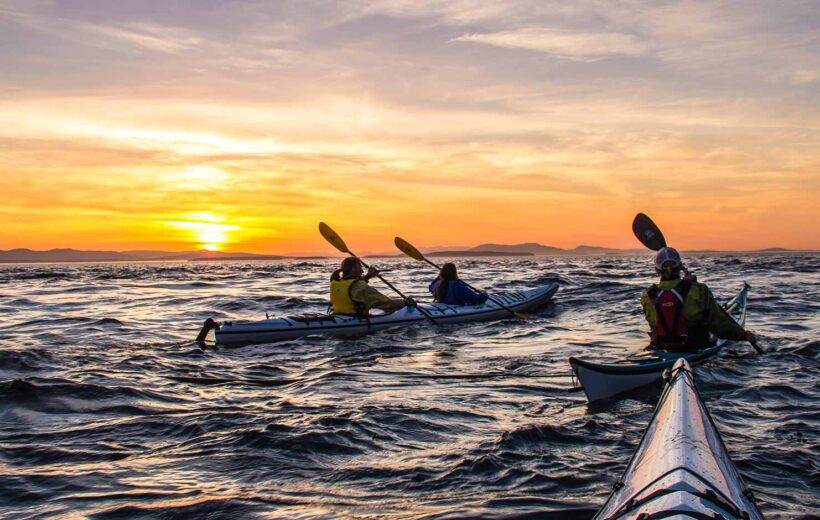 Discovery Islands Kayaking Tour